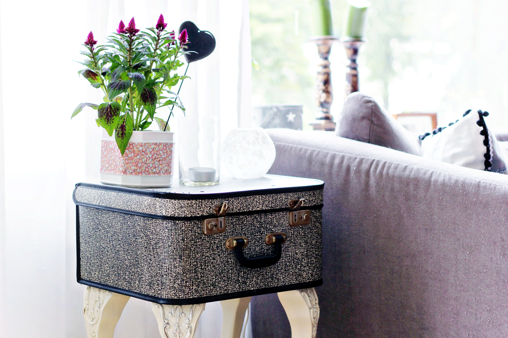 DIY | Suitcase Sidetable 