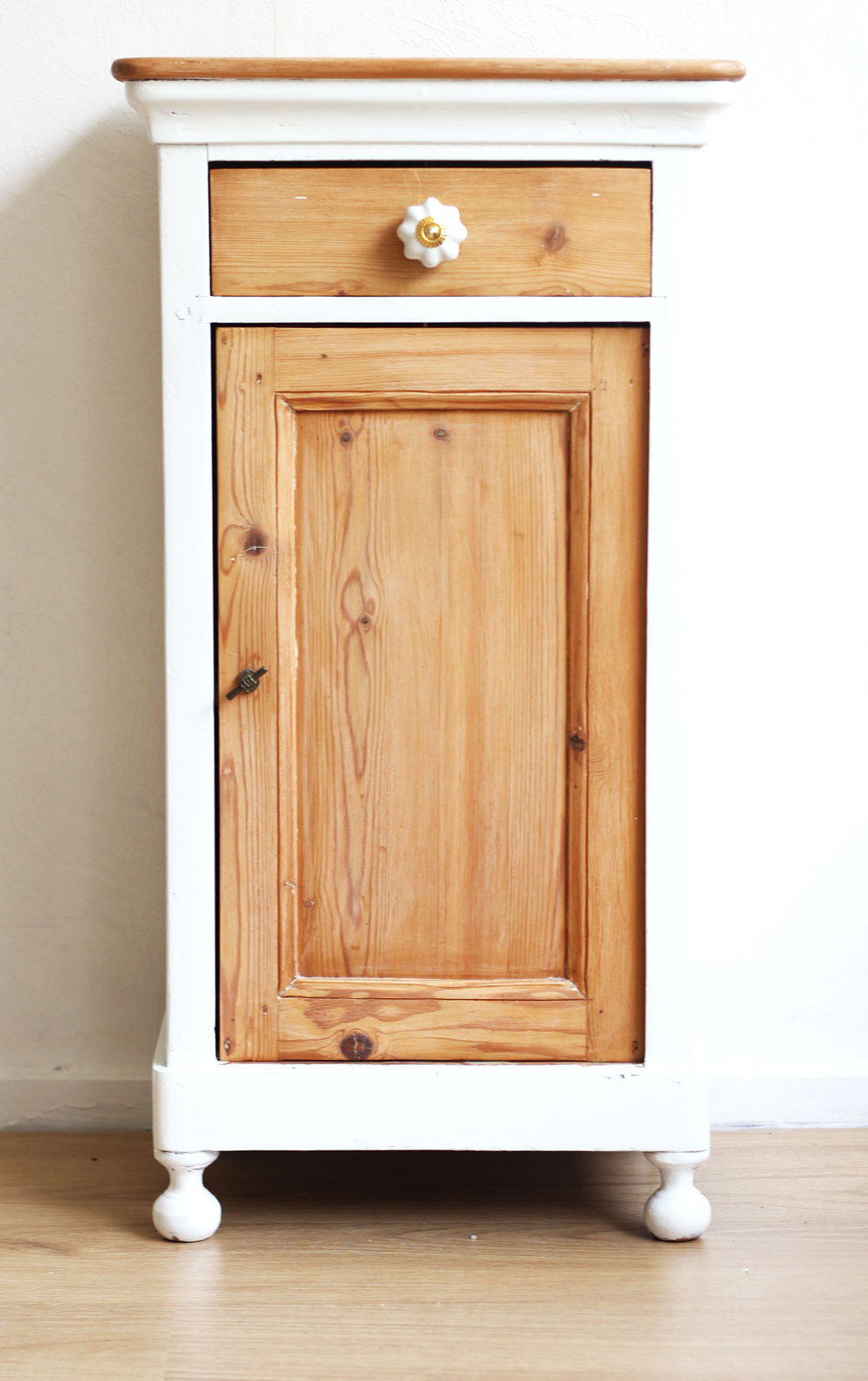 DIY | Upcycled Vintage Cupboard