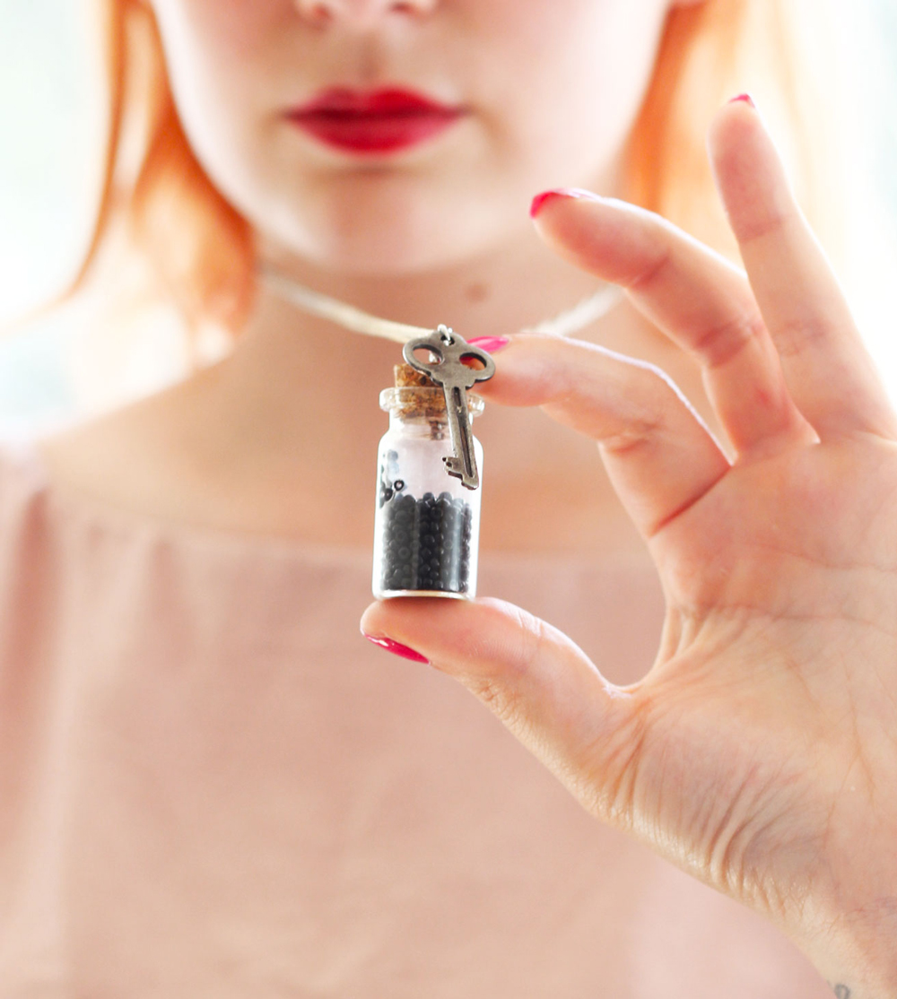 DIY Mini Bottle Tumbled Glass Necklace - My Pinterventures