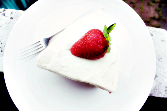 RECIPE | Strawberry Cream Cake
