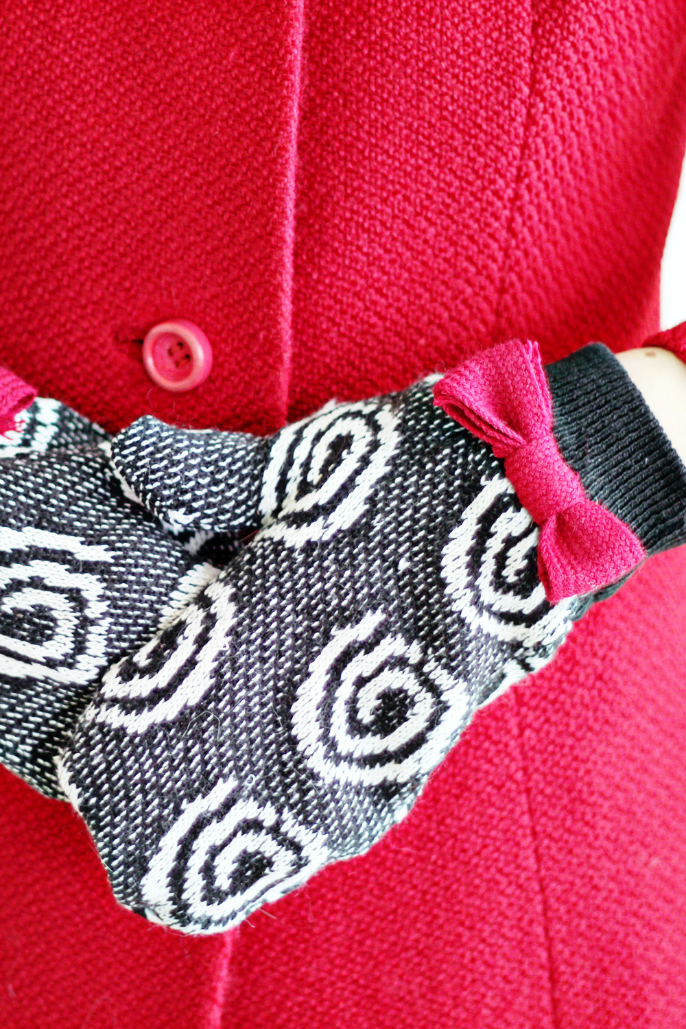 UPCYCLING DIY | Sweater into Gloves 