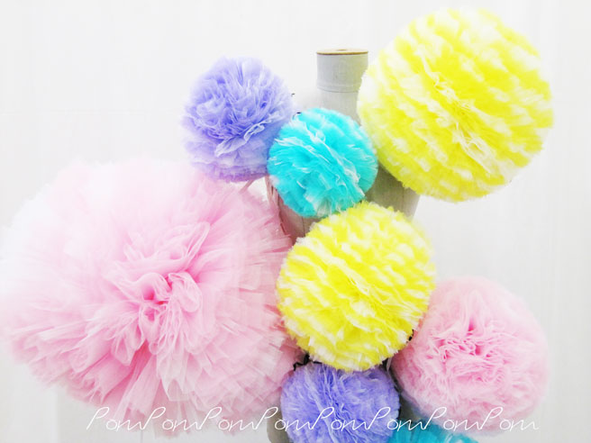 DIY  Pom Poms