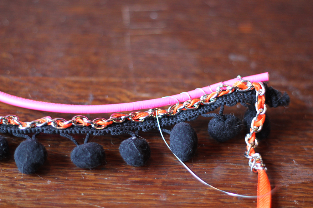 DIY | Pom Necklace