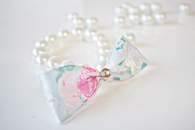 How to make pearl bracelets · Craft tutorials and inspiration categorized  as Pearl Bracelets on Cut Out + Keep