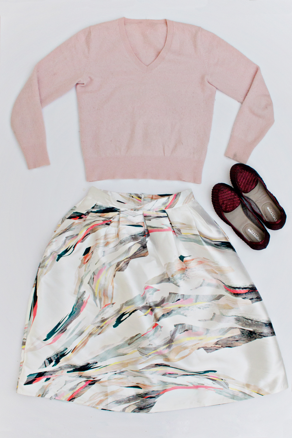 OUTFIT | How to Style a Shirt & Skirt 