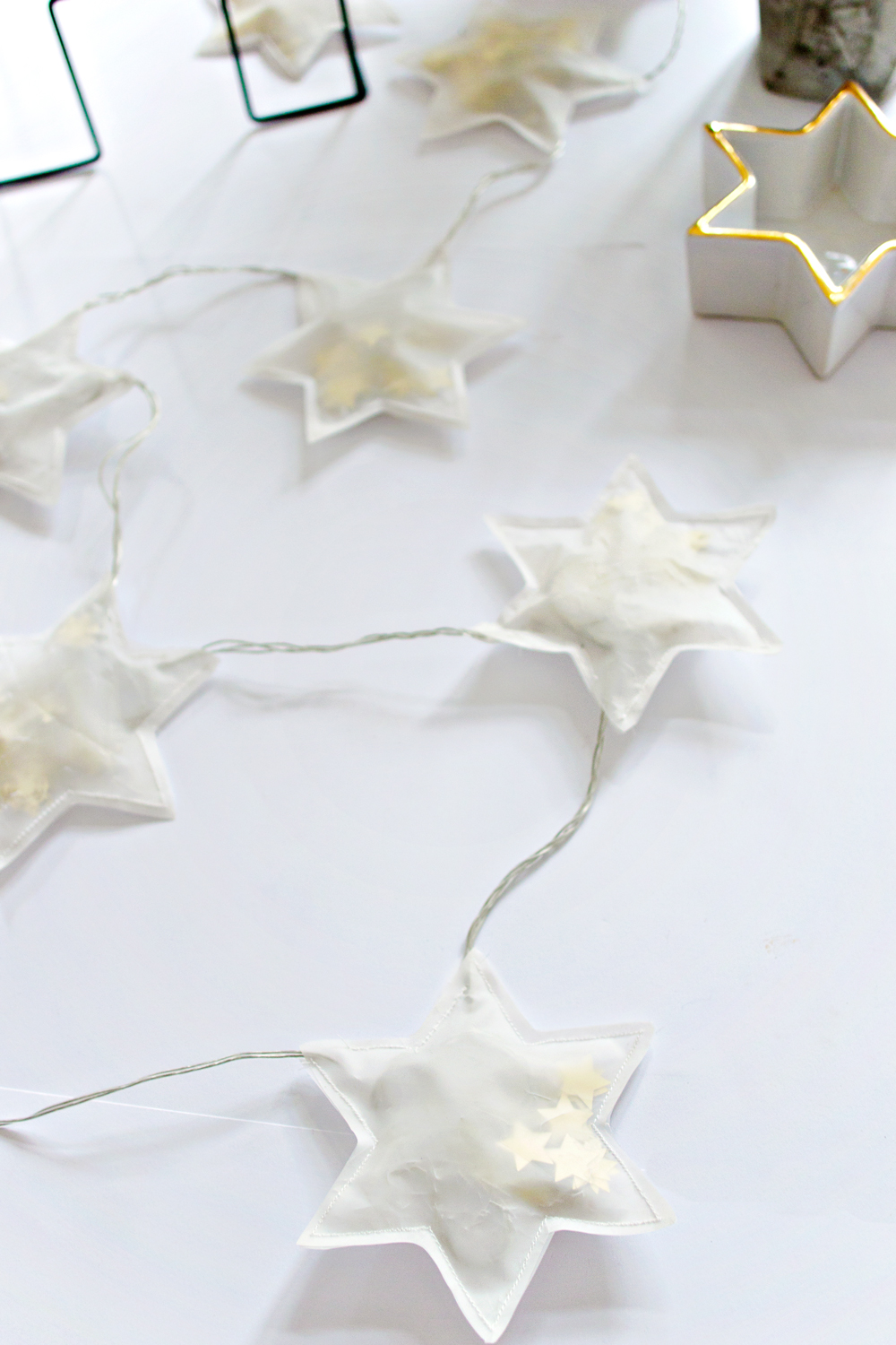 CHRISTMAS DIY | Star String Light Garland